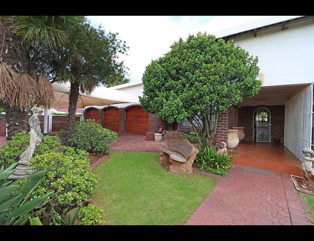 4 BEDROOM HOUSE FOR SALE IN DISCOVERY